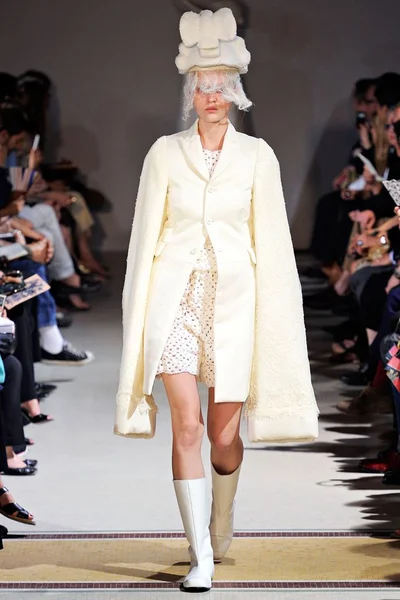 Look 20